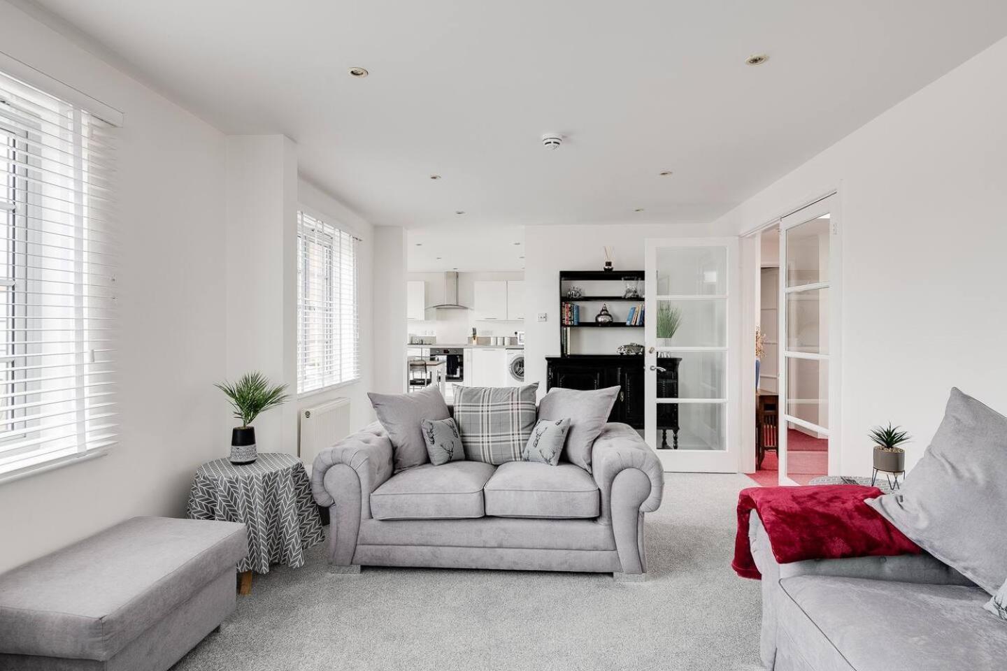 Spinnaker View Apartment