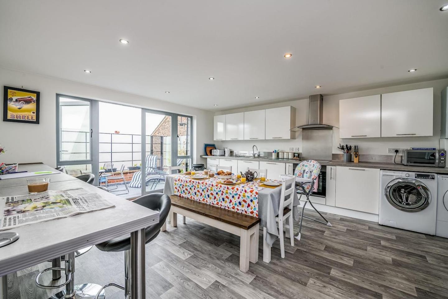 Spinnaker View Apartment *